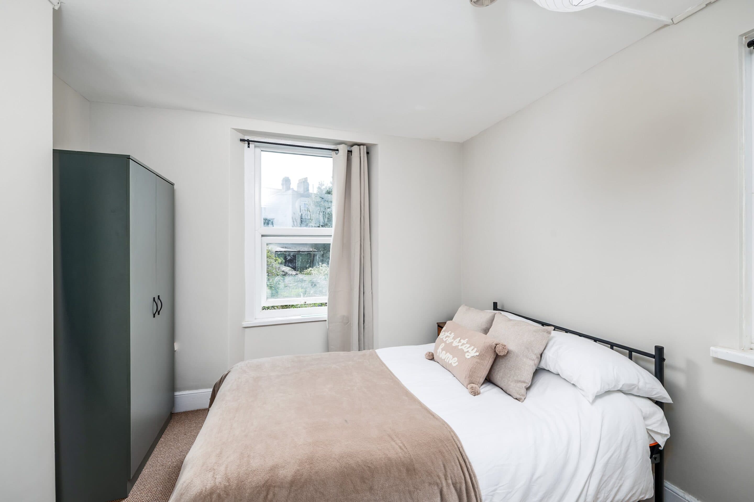 10 Cheltenham Place, Mutley, Plymouth